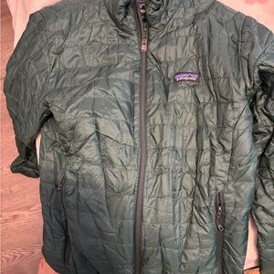 Patagonia Forest Green Quilted Lightweight Jacket